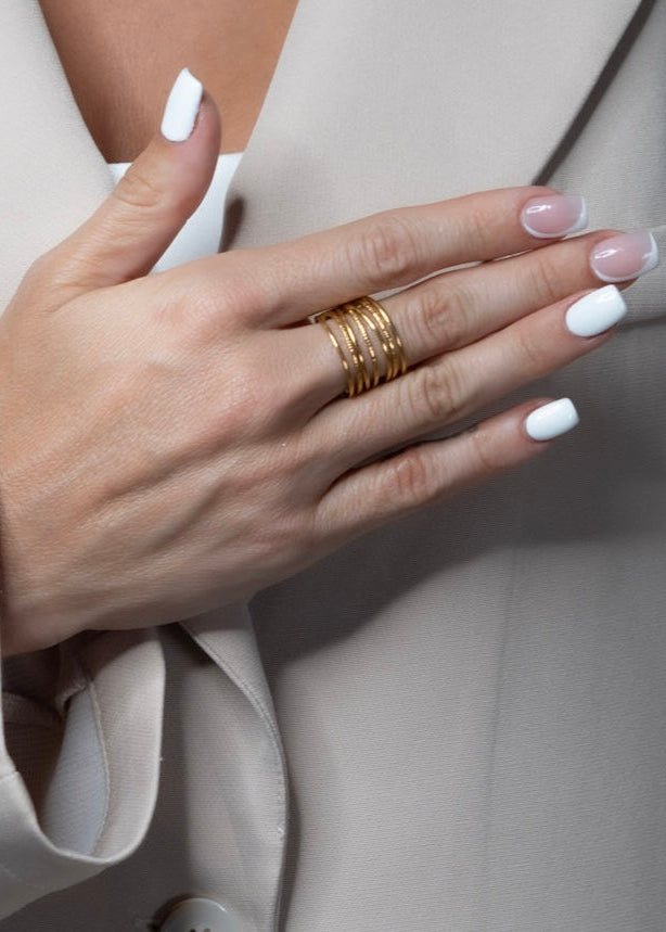 Anillo Agustina